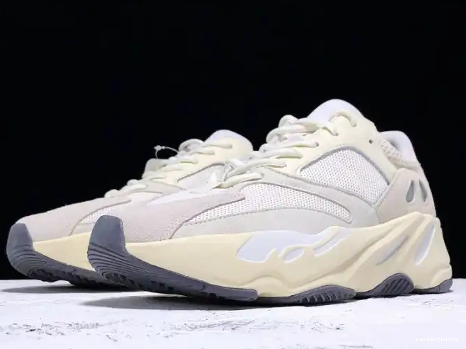 Boost Adidas EG7596 Analog Yeezy 700 0510